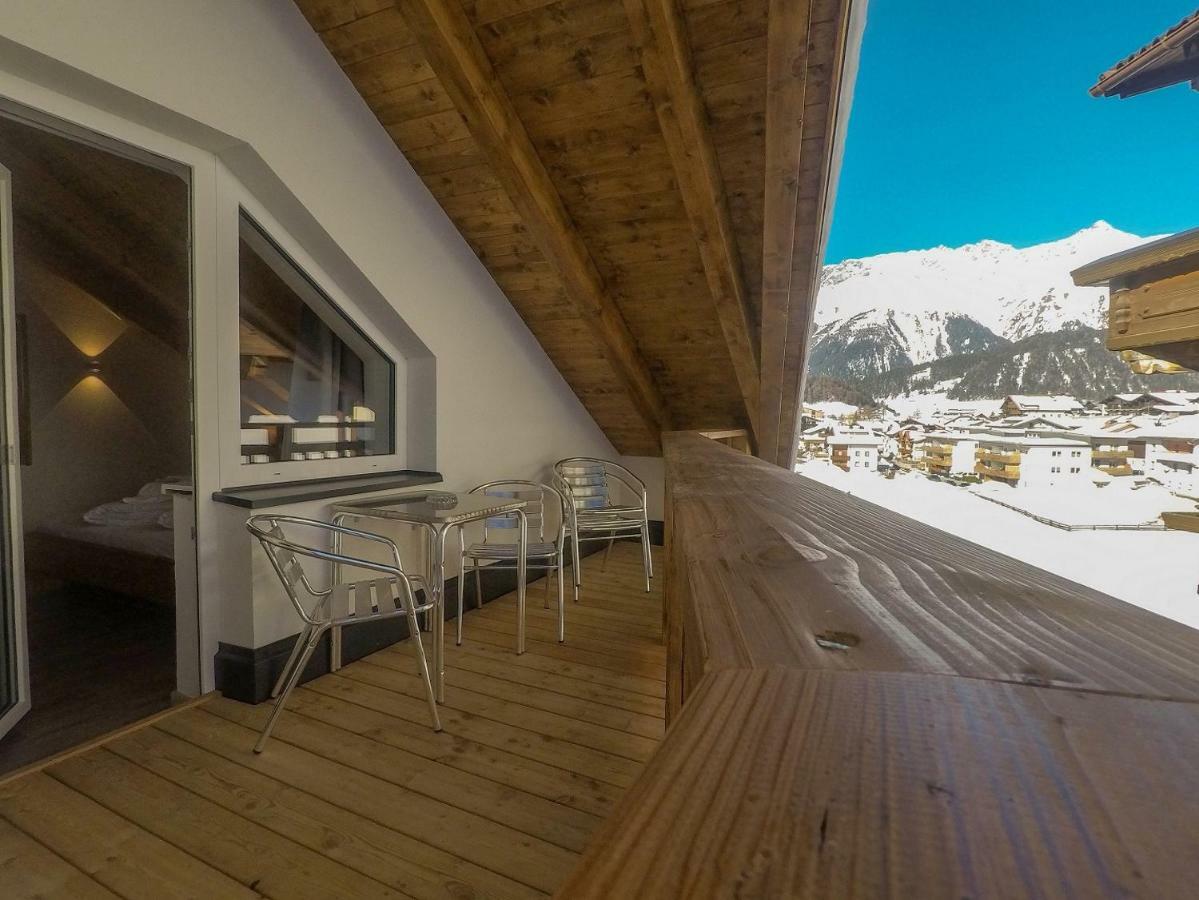 Collina Hotel Garni Nauders Exterior foto